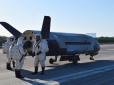 Секретний літак ВПС США здійснив успішну посадку після двох років на орбіті Землі (відео)
