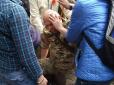 У Дніпрі біля пам'ятника Слави сталася бійка, є травмовані (фото, відео)