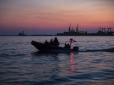 Росіяни почали перехоплювати міжнародні судна, які прямують у порт Маріуполя