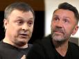 Разін смачно ковтнув 