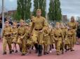 Далі тільки немовлята: У Росії провели 